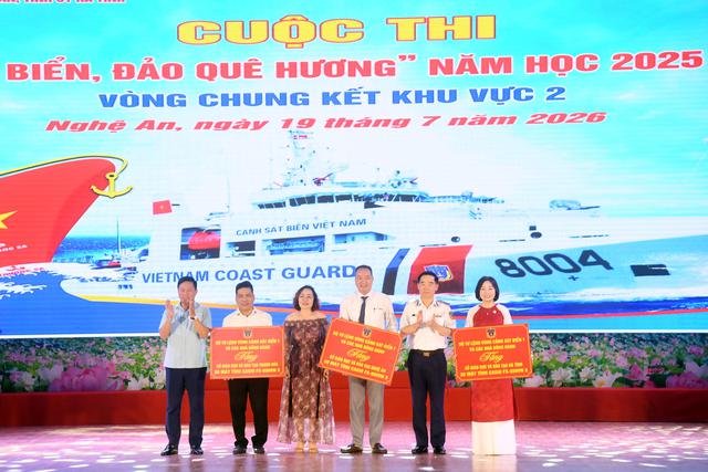 Để tình yêu biển, đảo lớn lên cùng tuổi trẻ: Hành trình lan tỏa tri thức, bồi đắp ý thức chủ quyền qua Cuộc thi "Em yêu biển, đảo quê hương" năm học 2025-2026 - Ảnh 3.