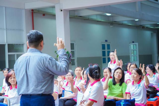 Hiểu đ&uacute;ng - Sống khỏe: Lan tỏa tri thức y khoa, chung tay bảo vệ sức khỏe người cao tuổi - Ảnh 2.