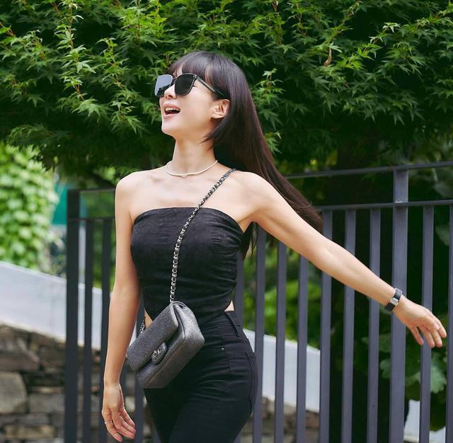 Nữ ho&agrave;ng phim 18+ cả năm chỉ d&aacute;m ăn 1 g&oacute;i m&igrave; - Ảnh 4.