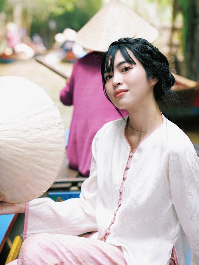 N&agrave;ng thơ phim Việt trăm tỷ bị &aacute;m ảnh c&acirc;n nặng: B&agrave;y đủ c&aacute;ch giảm c&acirc;n, nay kh&ocirc;ng nhận ra m&igrave;nh v&igrave; "qu&aacute; đ&oacute;i"- Ảnh 1.