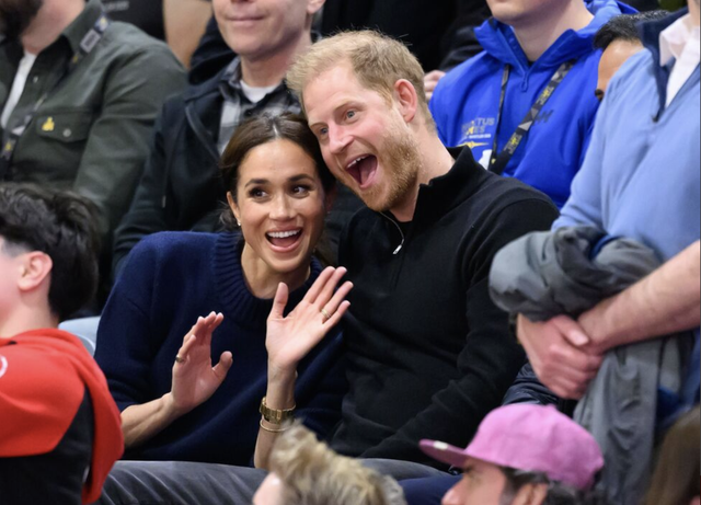 Meghan Markle được cho l&agrave; lo lắng về một việc rất b&igrave;nh thường của c&aacute;c bậc phụ huynh khi trở lại Anh- Ảnh 2.