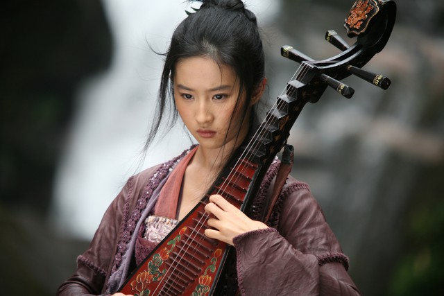 Tài nguyên khủng, đóng cùng toàn siêu sao nhưng Lưu Diệc Phi vẫn là "thảm họa phòng vé" - Ảnh 2.