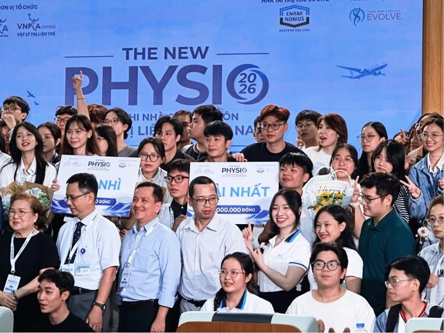 Dấu son lịch sử của ng&agrave;nh Phục hồi chức năng Trường Đại học Y khoa Phạm Ngọc Thạch - Ảnh 2.