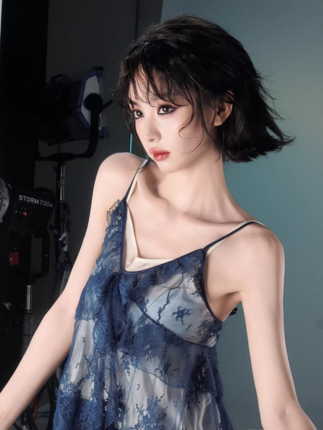 Kh&ocirc;ng nhận ra Điền Hi Vi: Gầy trơ xương, v&ograve;ng 1 cũng biến mất?- Ảnh 1.
