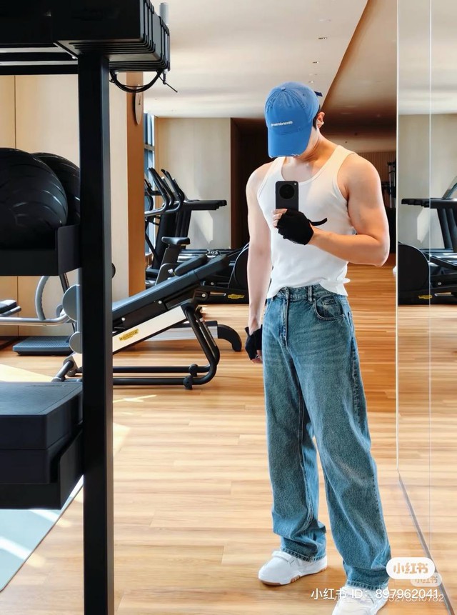 Quá khứ của Tỉnh Bách Nhiên khiến cả MXH bỏng mắt- Ảnh 11.