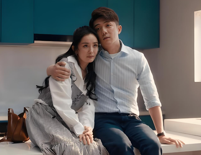 Bố mẹ chồng chia đất, nhất quyết cho con d&acirc;u c&ugrave;ng đứng t&ecirc;n, 2 năm sau mẹ đẻ cho 600 triệu lại dặn: 