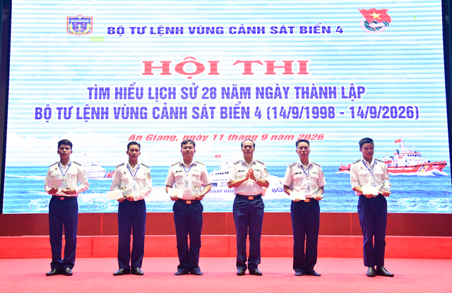 Tuổi trẻ Bộ Tư lệnh Vùng Cảnh sát biển 4: Tự hào truyền thống, vững bước tương lai - Ảnh 5.