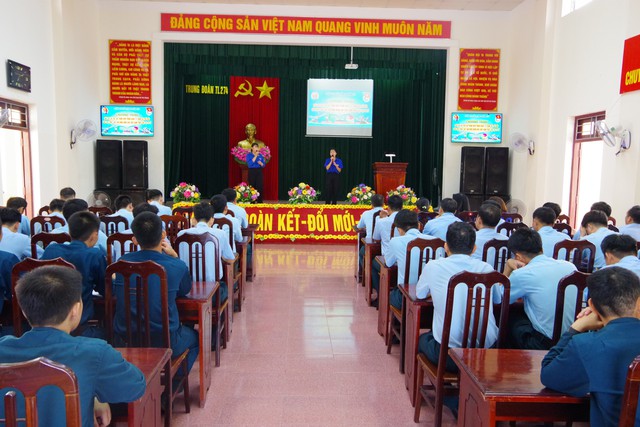 Trung đo&agrave;n 274 tổ chức tuy&ecirc;n truyền, phổ biến gi&aacute;o dục ph&aacute;p luật cho c&aacute;n bộ, đo&agrave;n vi&ecirc;n thanh ni&ecirc;n - Ảnh 2.