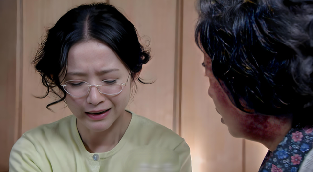 Mất tiền đã đau, bị chồng và mẹ chồng đối xử thế này còn đau hơn: Bố đẻ nghe chuyện lập tức khuyên tôi ly hôn - Ảnh 1.
