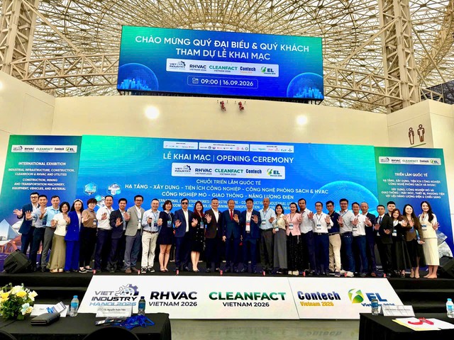Hội Doanh nghiệp trẻ Hà Nội tham dự Lễ khai mạc Triển lãm Viet Industry 2026 - Ảnh 4.