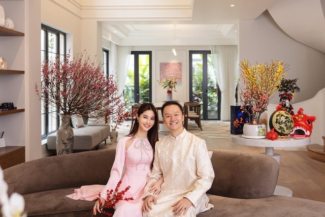 Căn nh&agrave; gia đ&igrave;nh chồng tặng Diễm My 9X- Ảnh 2.