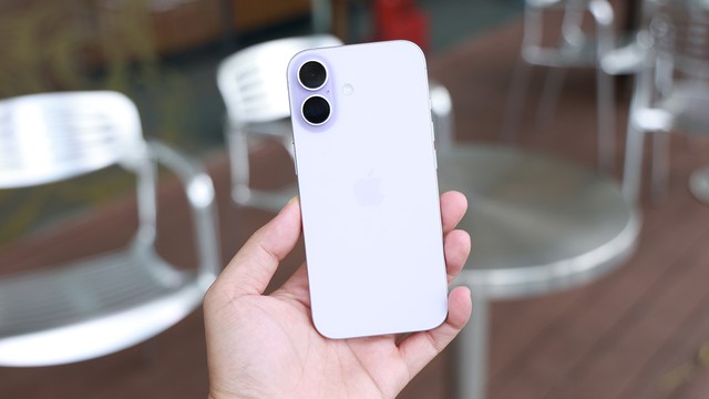 Cập nhật gi&aacute; iPhone trước thềm ra mắt iPhone 18: iPhone 17 Pro Max chạm đ&aacute;y, d&ograve;ng Air giảm s&acirc;u - Ảnh 2.