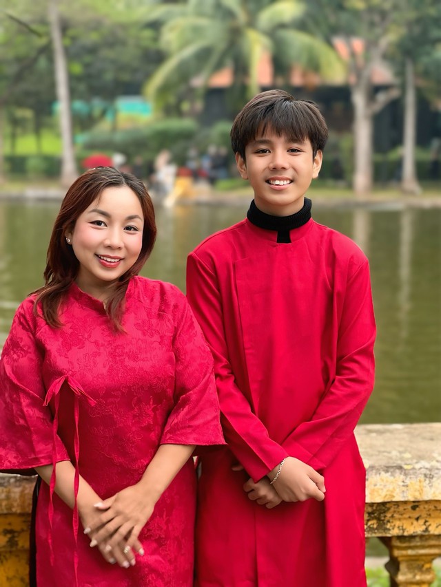 Nữ diễn vi&ecirc;n l&agrave; mẹ đơn th&acirc;n qu&ecirc; An Giang đi b&aacute;n cơm, tự đi giao h&agrave;ng kiếm tiền nu&ocirc;i con ở TP.HCM- Ảnh 5.
