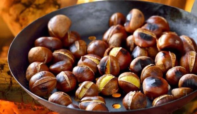 Loạt hạt v&agrave;o m&ugrave;a thu đ&ocirc;ng tốt cho sức khỏe nhưng nhiều người Việt lại đang ăn sai c&aacute;ch - Ảnh 2.