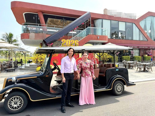 Vợ chồng nữ nghệ sĩ từ Mỹ về Việt Nam đi b&aacute;n b&aacute;nh khắp TP.HCM, phục vụ hơn 1000 kh&aacute;ch mỗi ng&agrave;y  - Ảnh 4.