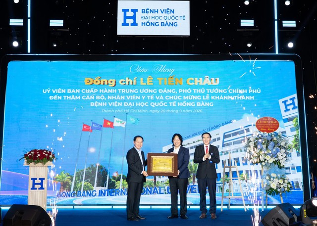 Bệnh viện Đại học Quốc tế Hồng B&agrave;ng khởi đầu h&agrave;nh tr&igrave;nh y học th&ocirc;ng minh - Ảnh 4.
