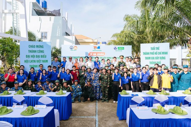 Tuổi trẻ Thành phố Hồ Chí Minh chung tay vì môi trường xanh - Ảnh 1.