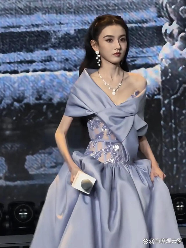 Mỹ nhân 9x gây sốc vì quá gầy, chỉ nặng 40kg vẫn sợ béo - Ảnh 6.