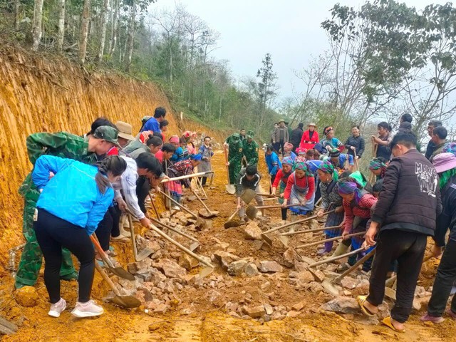 Điểm sáng xây dựng “hạt nhân pháp luật” ở xã biên giới Pha Long - Ảnh 5.
