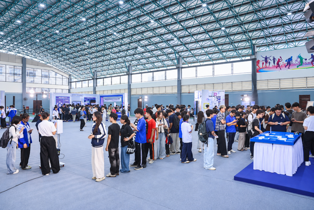 Samsung mang ngày hội công nghệ Samsung Innovation Campus – SIC Tech Day 2026 đến hơn 1.000 sinh viên Hà Nội - Ảnh 4.