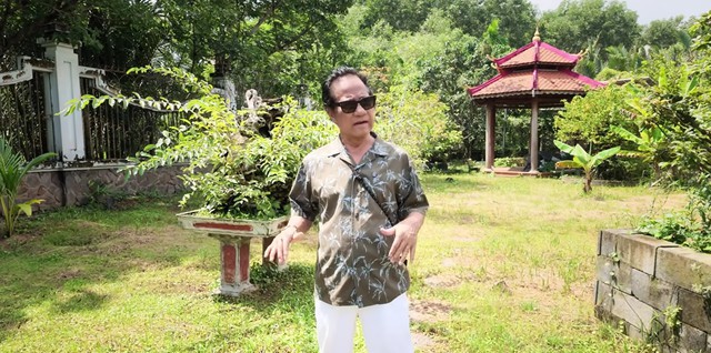 Chế Linh về nước 2 lần trong năm, tới thẳng cơ ngơi của Hoài Linh ở quận 9 TP.HCM - Ảnh 2.