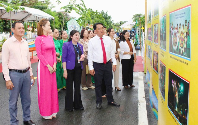 Sắc m&agrave;u văn h&oacute;a biển Cần Giờ qua tuyến đường nghệ thuật - Ảnh 2.
