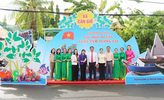 Sắc m&agrave;u văn h&oacute;a biển Cần Giờ qua tuyến đường nghệ thuật - Ảnh 4.