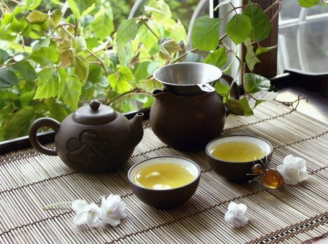 Uống một loại tr&agrave; li&ecirc;n tục trong 2 tuần, người đ&agrave;n &ocirc;ng 60 tuổi su&yacute;t ngừng tim: B&aacute;c sĩ khuyến c&aacute;o 5 loại tr&agrave; n&ecirc;n thận trọng- Ảnh 3.