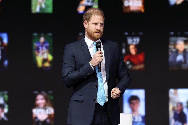 Chuy&ecirc;n gia tiết lộ mức c&aacute;t-x&ecirc; g&acirc;y cho&aacute;ng của Ho&agrave;ng tử Harry: Một b&agrave;i ph&aacute;t biểu c&oacute; thể l&ecirc;n tới gần 25 tỷ đồng- Ảnh 2.