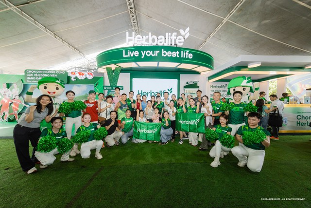 Herbalife Việt Nam tiếp tục phối hợp với VnExpress để khuyến kh&iacute;ch lối sống l&agrave;nh mạnh với tư c&aacute;ch l&agrave; Nh&agrave; t&agrave;i trợ Kim cương cho giải VnExpress Marathon Grand Tour Nghệ An 2026 - Ảnh 5.