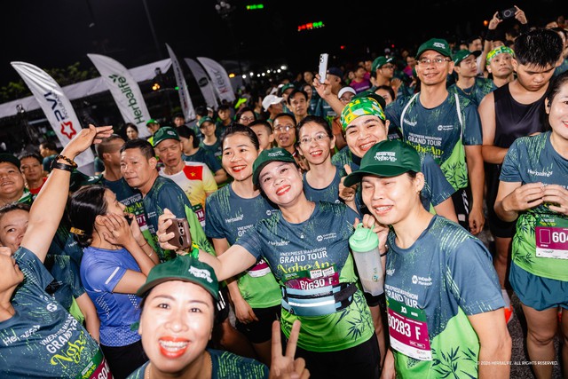 Herbalife Việt Nam tiếp tục phối hợp với VnExpress để khuyến kh&iacute;ch lối sống l&agrave;nh mạnh với tư c&aacute;ch l&agrave; Nh&agrave; t&agrave;i trợ Kim cương cho giải VnExpress Marathon Grand Tour Nghệ An 2026 - Ảnh 7.