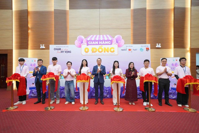 NAPAS, Mastercard và Payoo mở rộng chương trình tầm soát ung thư cho phụ nữ yếu thế và dân tộc thiểu số- Ảnh 1.