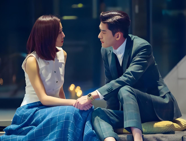 Bất ngờ được nữ đại gia hơn 3 tuổi theo đuổi, c&agrave;ng được chiều chuộng t&ocirc;i c&agrave;ng sợ h&atilde;i- Ảnh 1.