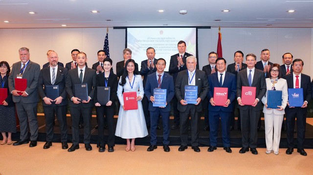 HDBank mở rộng hợp tác quốc tế với Citi và Standard Chartered, tăng cường kết nối nguồn vốn toàn cầu - Ảnh 1.
