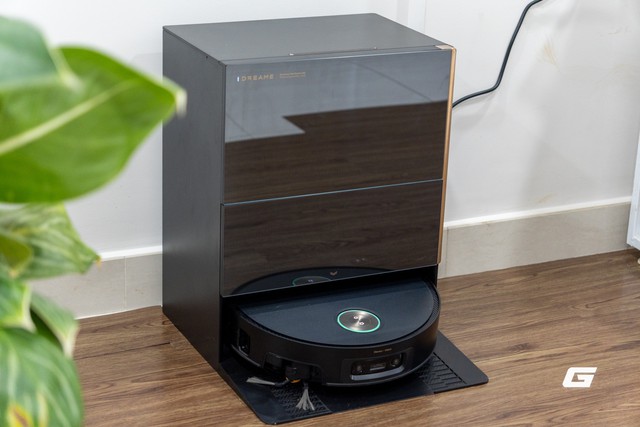 Đ&acirc;y l&agrave; chiếc robot h&uacute;t bụi lau nh&agrave; gi&aacute; ngang xe tay ga, sở hữu kh&ocirc;ng chỉ một m&agrave; tới hai &ldquo;vũ kh&iacute;&rdquo; độc đ&aacute;o- Ảnh 1.