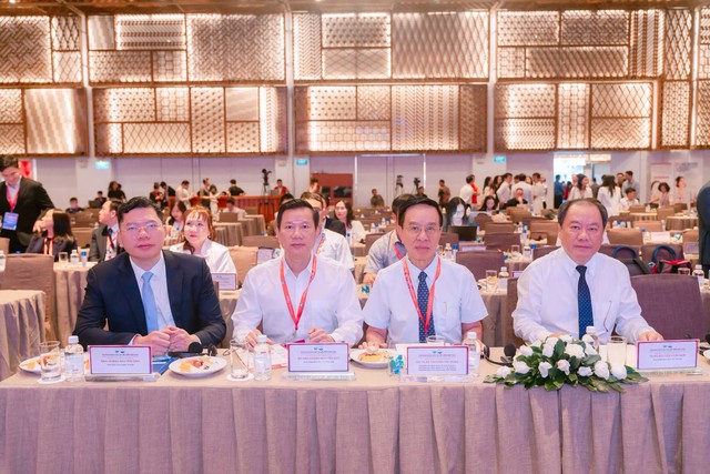 Da liễu TP.Hồ Chí Minh nâng chuẩn điều trị - Ảnh 4.