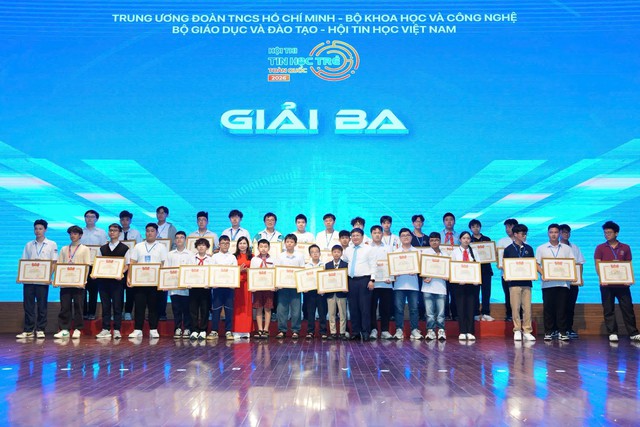 Rạng rỡ trí tuệ trẻ: Thành phố Hồ Chí Minh xuất sắc đạt giải Nhất toàn đoàn Hội thi Tin học trẻ toàn quốc 2026 - Ảnh 4.