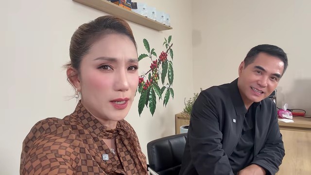 Nữ NSƯT là mẹ đơn thân: "Họ nói ngày xưa tôi bán thân" - Ảnh 1.