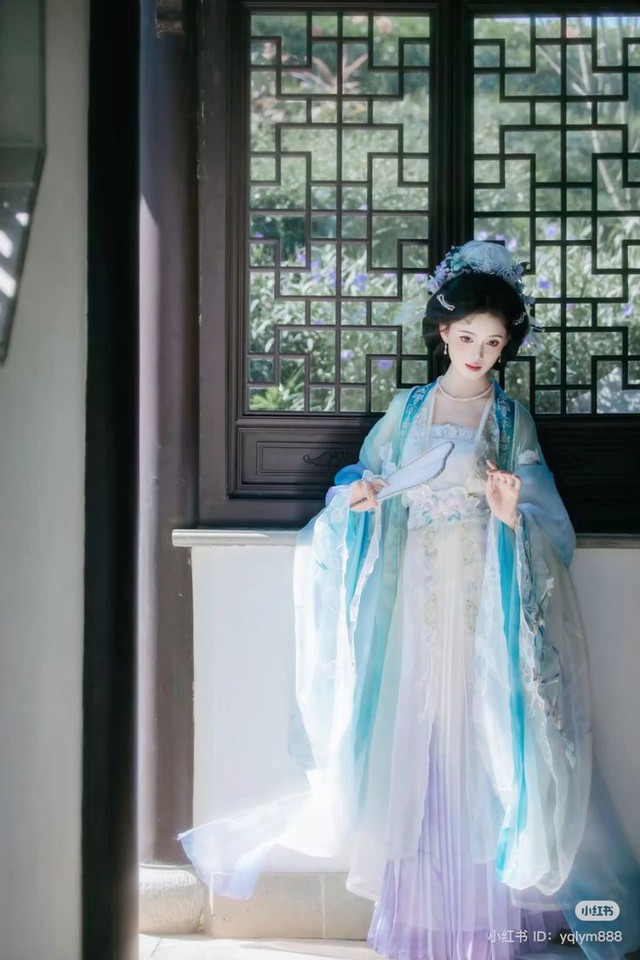 Tử vi tuần mới (7/9-13/9): 3 chòm sao công việc thuận lợi, tiền bạc về ào ào - Ảnh 2.