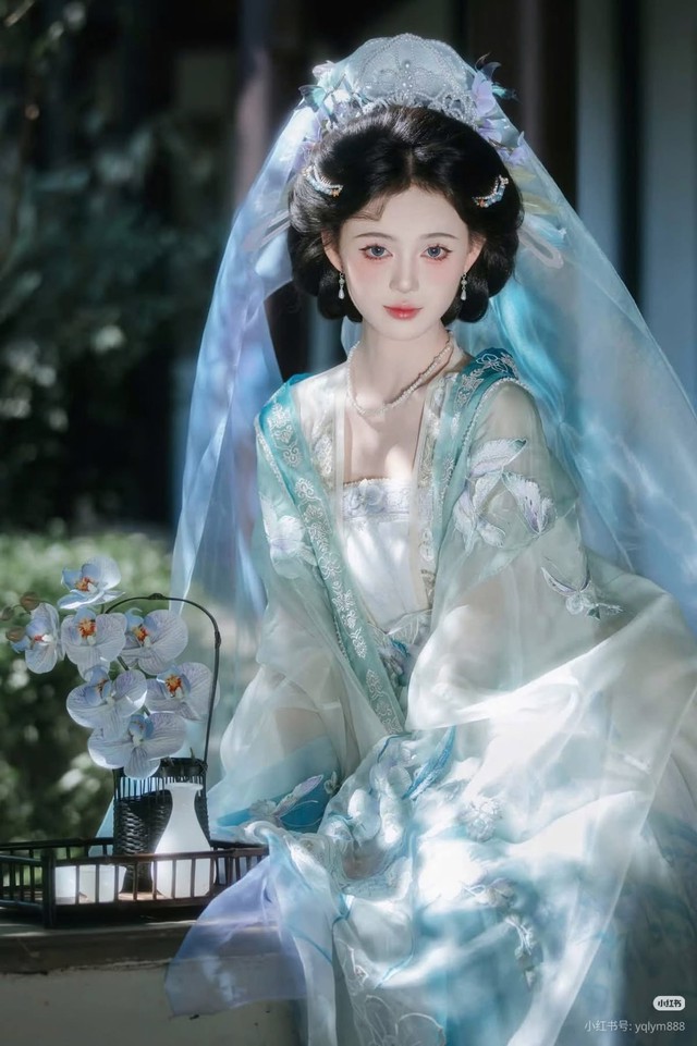 Tử vi tuần mới (7/9-13/9): 3 chòm sao công việc thuận lợi, tiền bạc về ào ào - Ảnh 1.