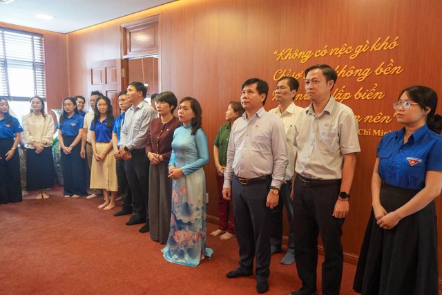 Không gian văn hóa Hồ Chí Minh tại Ban Quản lý Đường sắt đô thị: Điểm hội tụ tư tưởng và tâm hồn của những người kiến tạo mạng lưới giao thông tương lai - Ảnh 2.