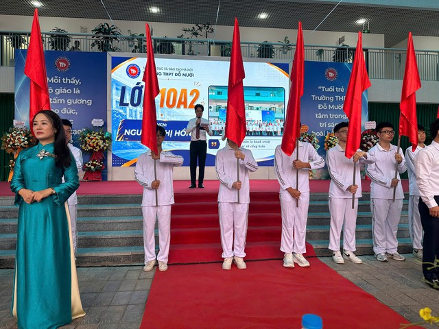 Rộn r&agrave;ng ng&agrave;y khai giảng năm học 2026&ndash;2027 tại Trường THPT Đỗ Mười - Ảnh 8.