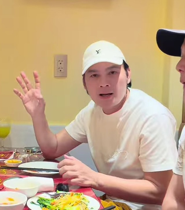 "Từ Mỹ về nước l&agrave; t&ocirc;i k&yacute; hợp đồng 10 chương tr&igrave;nh lu&ocirc;n"- Ảnh 1.