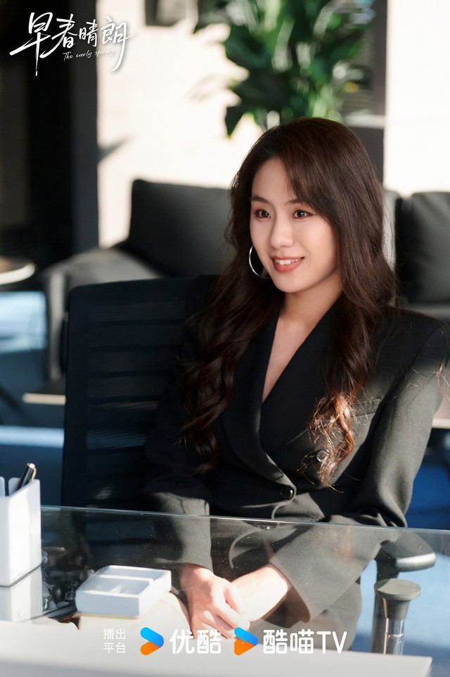 Xem Đầu Xu&acirc;n Tươi S&aacute;ng mới biết: Đi l&agrave;m m&agrave; gặp được một người sếp như thế n&agrave;y th&igrave; bớt &aacute;p lực biết bao! - Ảnh 1.