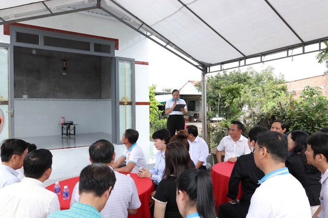IUH lan tỏa yêu thương từ hành trình tri ân tại xã Hòa Hiệp - Ảnh 5.