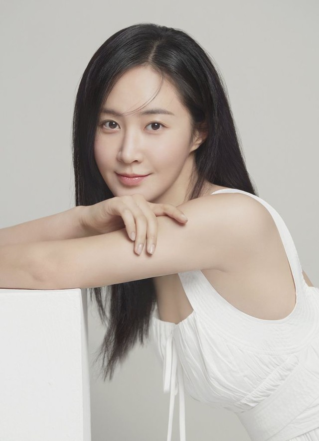 Ngọc trai đen showbiz nhan sắc bừng sáng vẫn chịu cảnh xếp sau mỹ nữ huyền thoại, chưa từng biết xấu là gì - Ảnh 5.