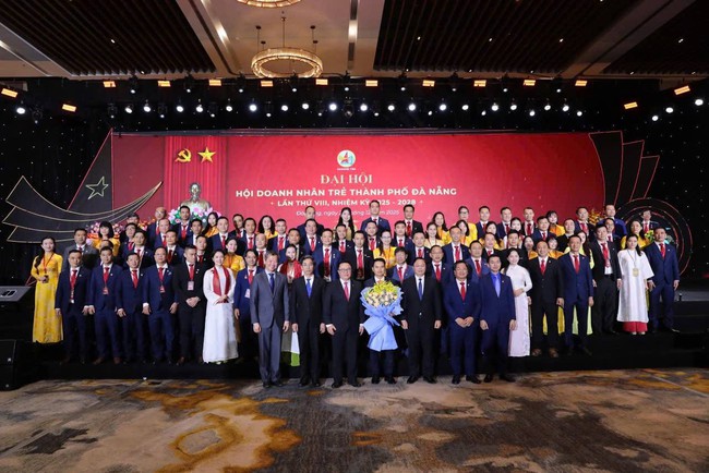 Anh Mai Minh Vương l&agrave;m Chủ tịch Hội doanh nh&acirc;n trẻ TP Đ&agrave; Nẵng - Ảnh 2.