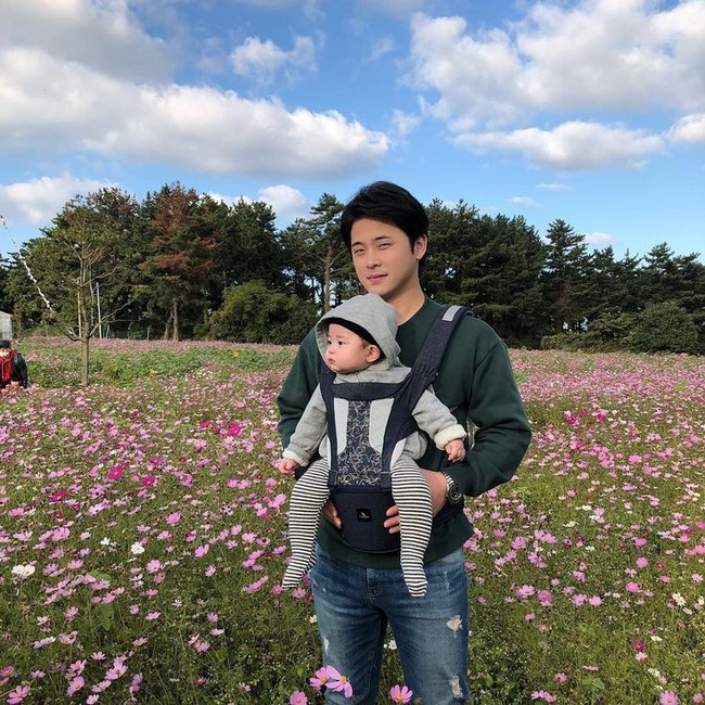 Những &ocirc;ng bố thuộc con gi&aacute;p n&agrave;y cực kỳ hợp với em b&eacute; B&iacute;nh Ngọ 2026: Con đến, mọi việc đều h&agrave;i h&ograve;a, c&ocirc;ng việc th&ocirc;ng thuận hơn- Ảnh 4.