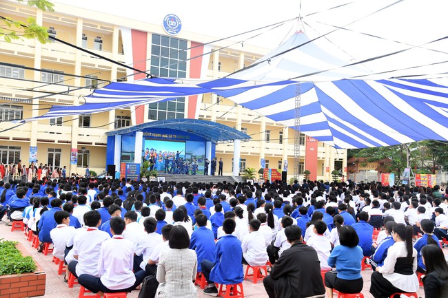 Quang cảnh cuộc thi