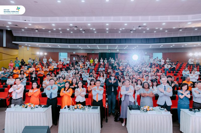 Ra mắt mô hình một cửa hỗ trợ phụ nữ, trẻ em bị bạo lực, xâm hại: Điểm tựa an toàn giữa vòng xoáy tổn thương- Ảnh 3. Ra mắt mô hình một cửa hỗ trợ phụ nữ, trẻ em bị bạo lực, xâm hại: Điểm tựa an toàn giữa vòng xoáy tổn thương- Ảnh 3.